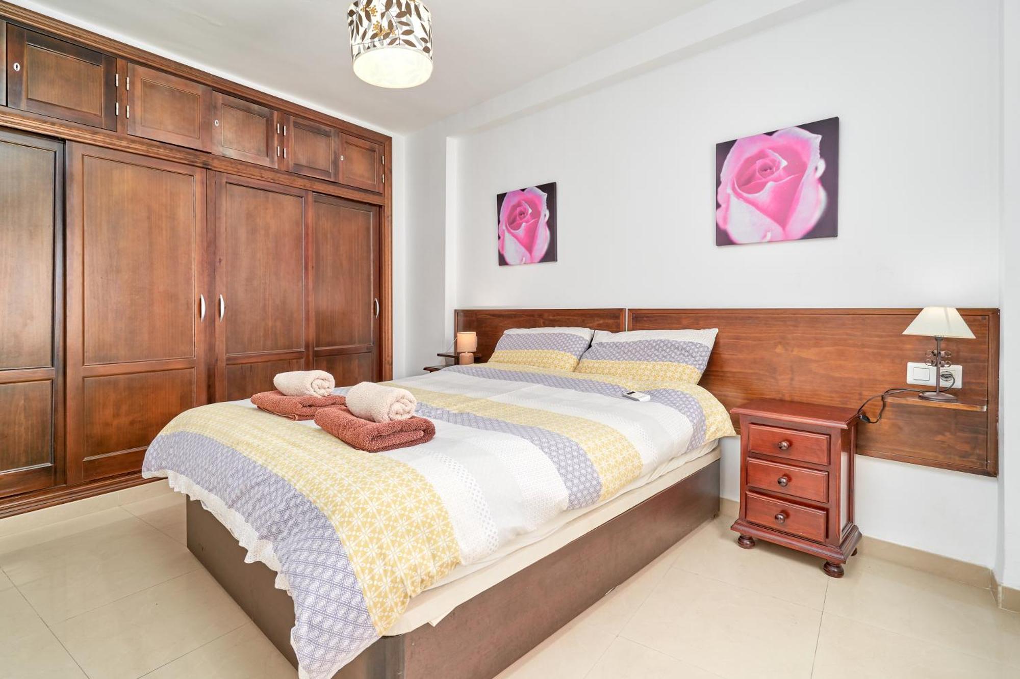 1 Bed Apartment With Sea View Nerja Esterno foto